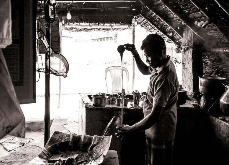 the-tea-maker-portrait-photography-bharathi murugan