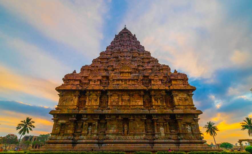the-vimanas-of-the -majestic-living-chola-temple-architecture-photography-bharathi murugan