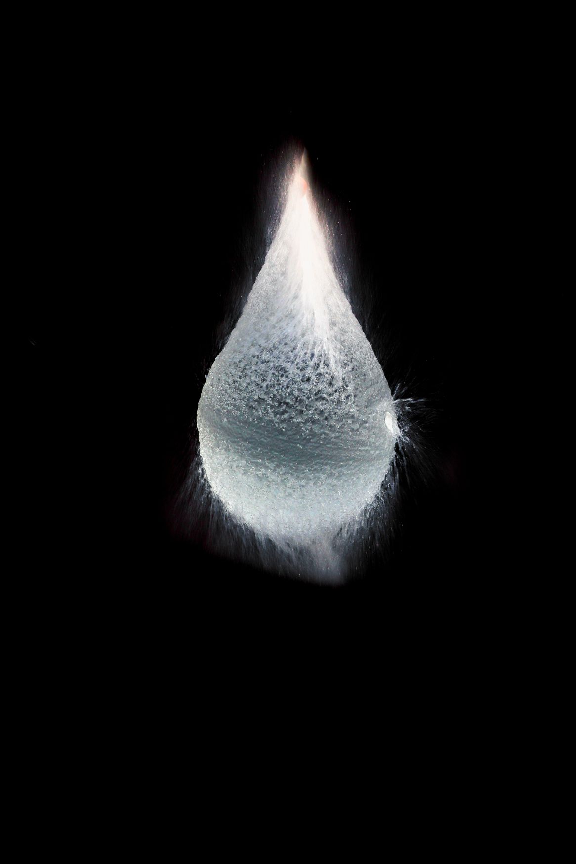 water-bomb-the-balloon-burst-motion-photography-fayid-kannur